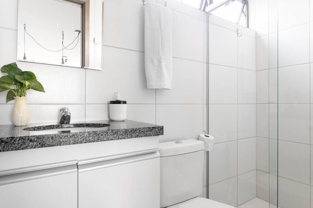 Agradavel De Dois Quartos, Perto Do Aeroporto E De Boa Viagem. Recife